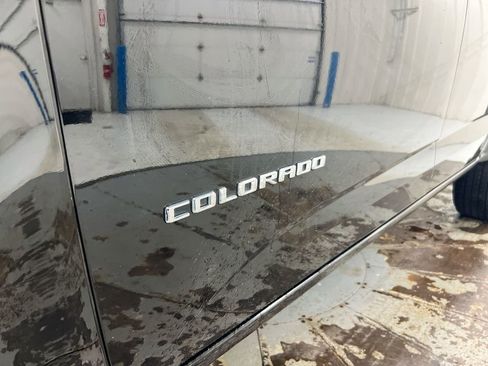 Used 2021 Chevrolet Colorado W/T w/ WT Convenience Package image 25