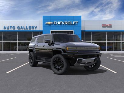 New 2025 GMC Hummer EV 2X w/ LPO, Dark Essentials Package