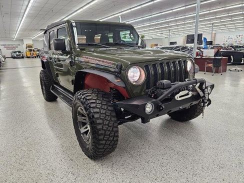 Used 2020 Jeep Wrangler Unlimited Rubicon AWD/4WD image 3