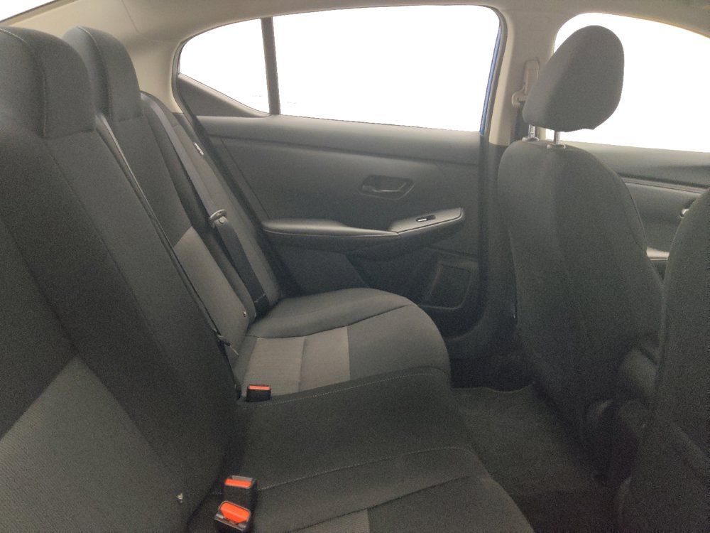 Used 2025 Nissan Sentra SV FWD image 19