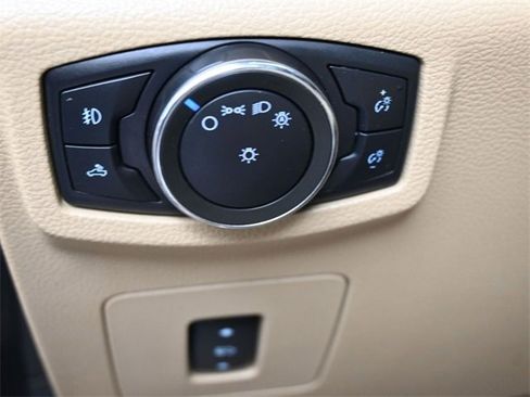 Used 2016 Ford F150 Lariat w/ Equipment Group 502A Luxury image 20