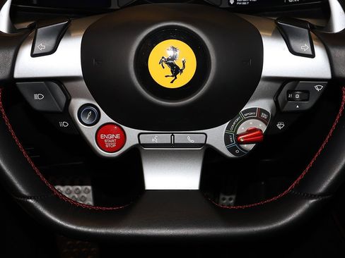 Certified 2018 Ferrari GTC4Lusso V12 image 91