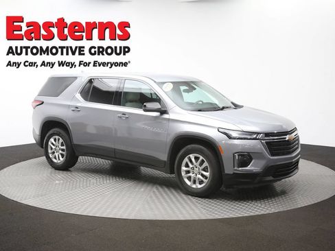 Used 2023 Chevrolet Traverse LS FWD image 47