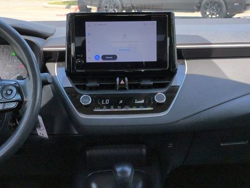 Used 2023 Toyota Corolla LE FWD image 17