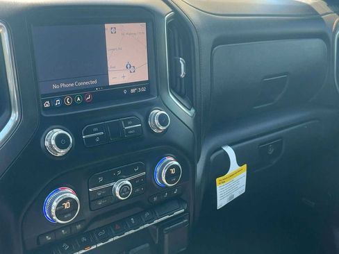 Used 2019 GMC Sierra 1500 AT4 w/ AT4 Preferred Package AWD/4WD image 19