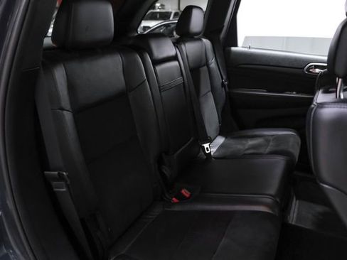 Used 2017 Jeep Grand Cherokee Altitude AWD/4WD image 39