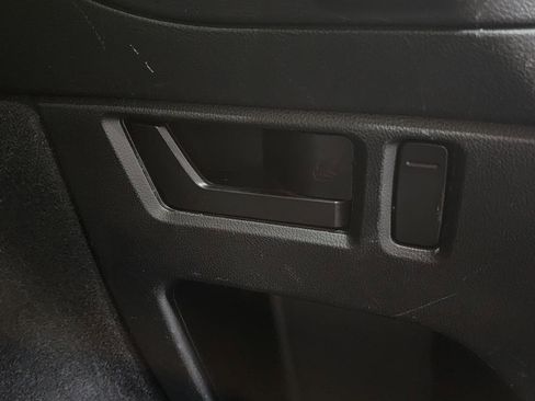 Used 2018 Subaru Outback 2.5i Premium AWD/4WD image 36
