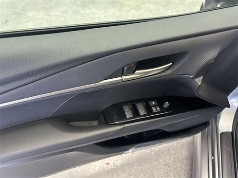 New 2025 Toyota Camry SE image 14