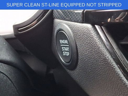 Used 2025 Ford Escape ST-Line FWD image 23