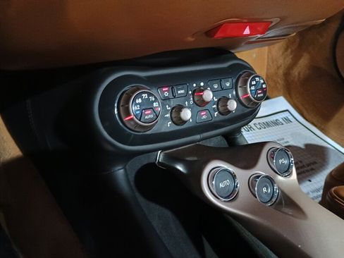 Used 2011 Ferrari California RWD image 24