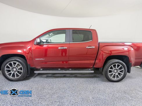 Used 2020 GMC Canyon Denali AWD/4WD image 4