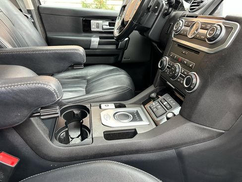 Used 2016 Land Rover LR4 HSE image 27