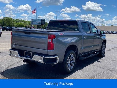 Used 2021 Chevrolet Silverado 1500 LT AWD/4WD image 3