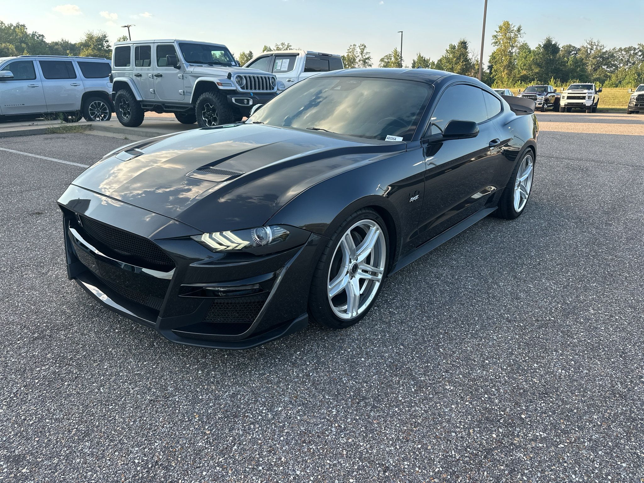 Used 2022 Ford Mustang GT Premium w/ Equipment Group 401A RWD image 1