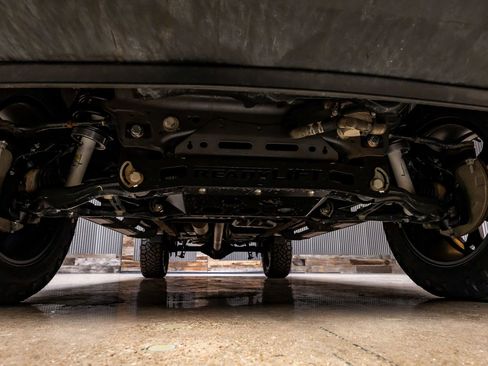 Used 2023 GMC Sierra 1500 Elevation w/ Preferred Package image 15