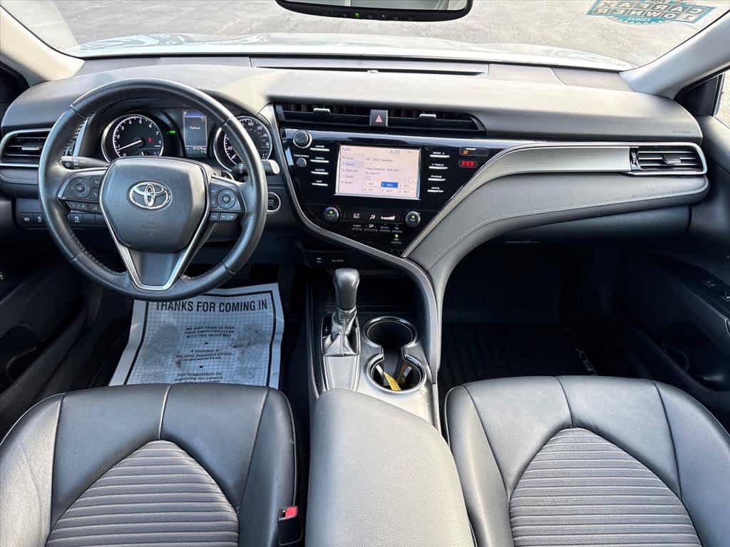 Used 2019 Toyota Camry SE w/ Convenience Package FWD image 10
