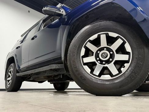 Used 2023 Toyota 4Runner TRD Off-Road Premium image 3