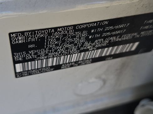 Used 2018 Toyota RAV4 LE w/ All Weather Liner Package AWD/4WD image 12