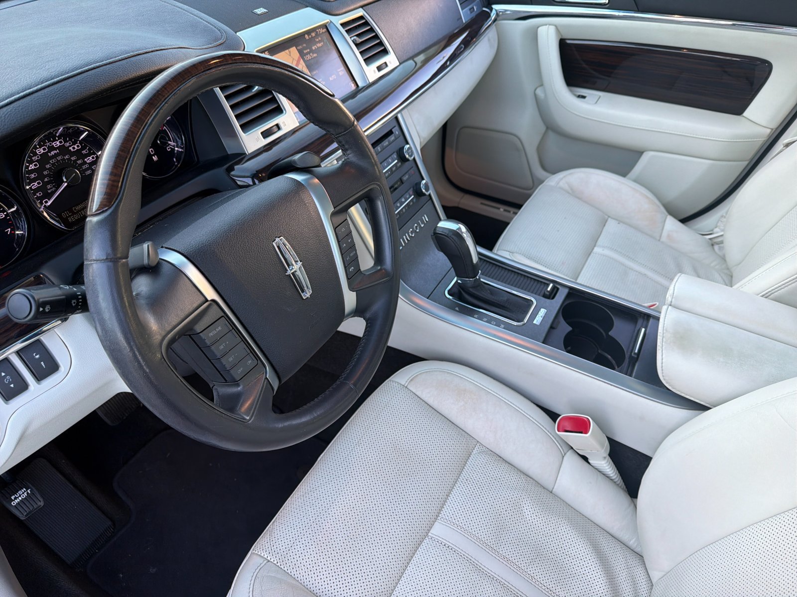 Used 2011 Lincoln MKS w/ 102A Rapid Spec Order Code FWD image 9
