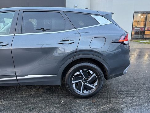 Certified 2023 Kia Sportage LX image 10