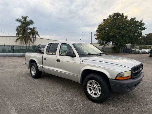 Used 2004 Dodge Dakota Sport w/ Deluxe Convenience Group image 5