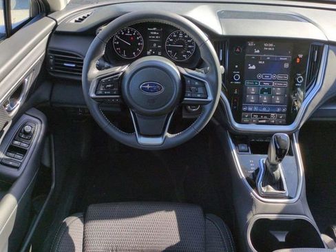 Used 2025 Subaru Outback Premium w/ Popular Package #1A AWD/4WD image 12