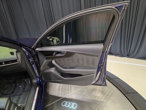 Used 2020 Audi S4 Premium Plus w/ Premium Plus Package AWD/4WD image 34