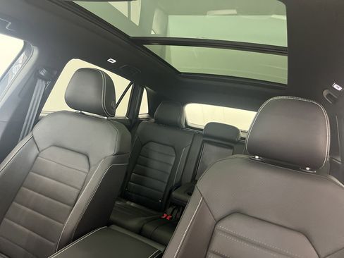 New 2026 Volkswagen Atlas Cross Sport SEL R-Line image 33