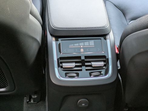 Certified 2022 Volvo XC90 T8 Inscription Expression image 28