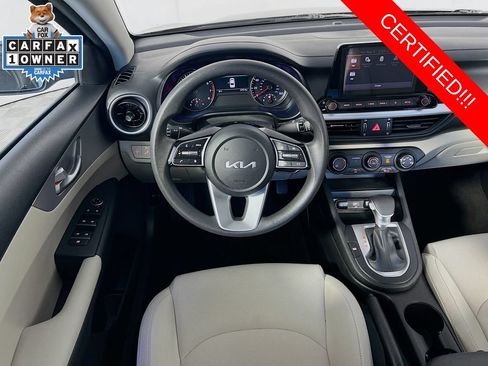 Certified 2023 Kia Forte LXS w/ LXS Technology Package FWD image 21
