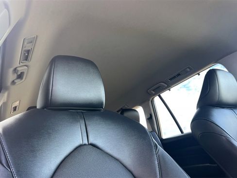 Certified 2025 Toyota Grand Highlander AWD image 19