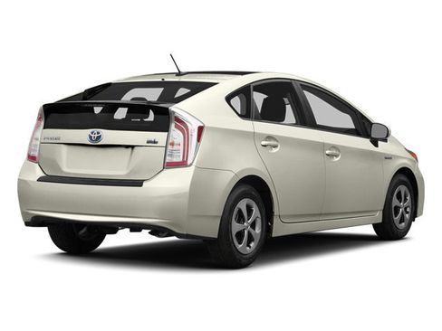 Used 2014 Toyota Prius Four image 2