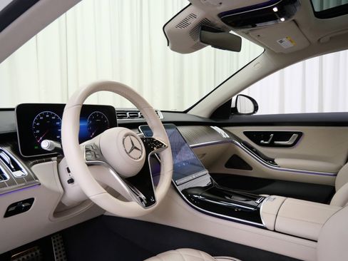 Used 2023 Mercedes-Benz S 580 4MATIC Sedan image 22