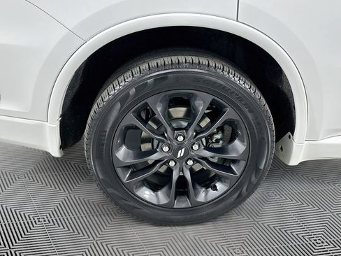Used 2025 Dodge Durango GT AWD/4WD image 36