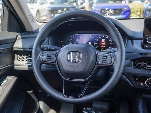 Used 2025 Honda Accord SE image 34