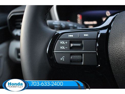 New 2026 Honda Pilot Touring image 12