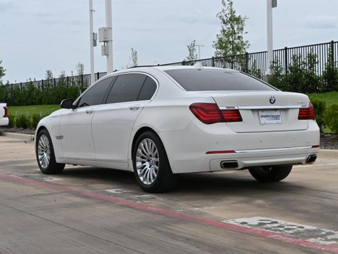 Used 2015 BMW 740Li RWD image 7