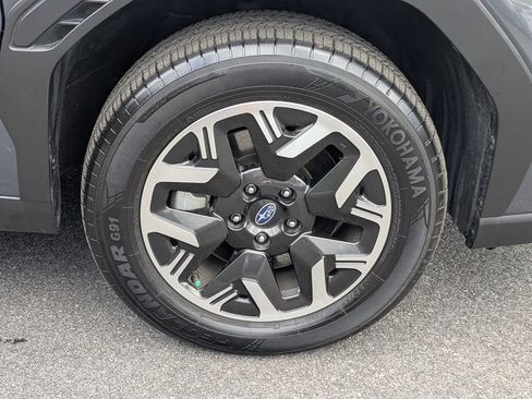 Certified 2025 Subaru Forester AWD/4WD image 12