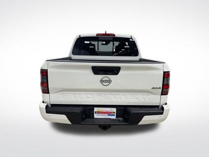 New 2026 Nissan Frontier SV w/ SV Convenience Package