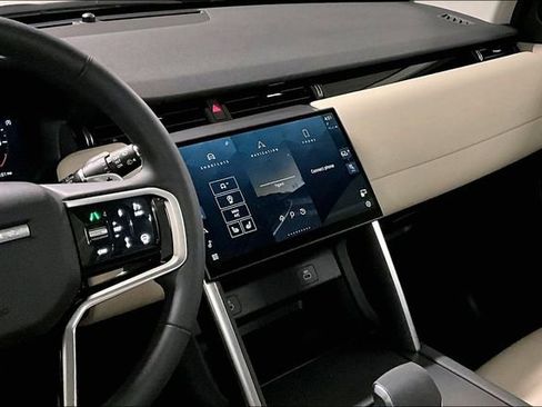 Certified 2025 Land Rover Discovery Sport S image 5