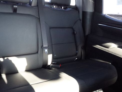 New 2026 GMC Sierra 1500 SLT image 12