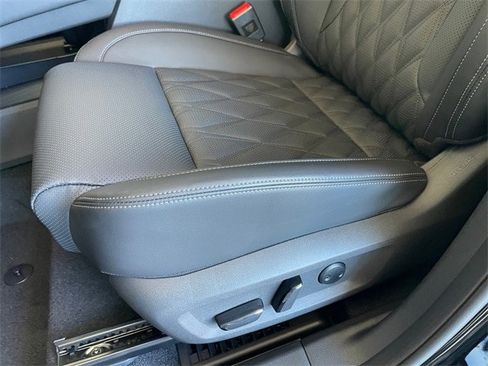 New 2026 Nissan Rogue Platinum w/ Platinum Premium Package image 21