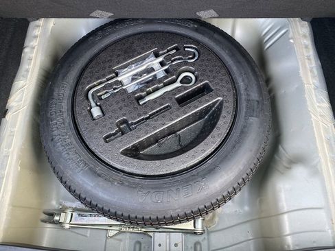 Used 2019 Honda HR-V Sport image 27