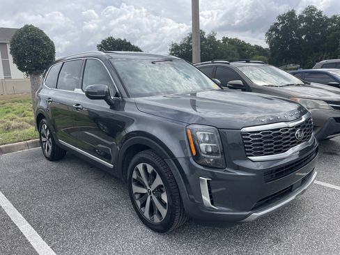Used 2021 Kia Telluride EX w/ EX Premium Package FWD image 5