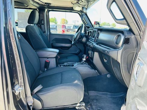 Used 2020 Jeep Wrangler Willys image 31