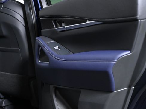 Used 2026 INFINITI QX60 Sport w/ Dark Cargo Package image 32