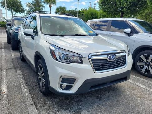 Used 2020 Subaru Forester Limited w/ Popular Package #3 AWD/4WD image 3
