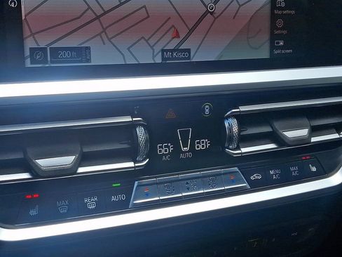 Used 2019 BMW 330i xDrive Sedan w/ Convenience Package AWD/4WD image 17