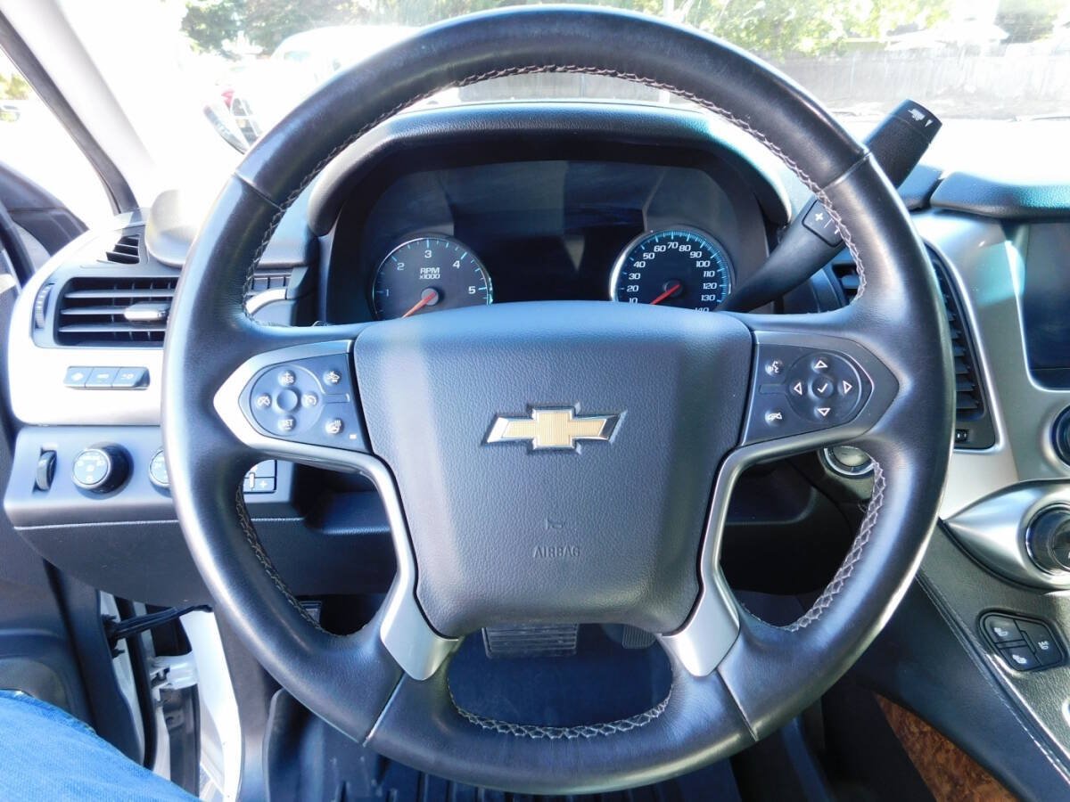 Used 2016 Chevrolet Suburban LTZ AWD/4WD image 14