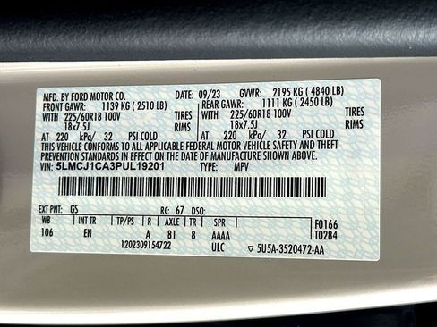 Used 2023 Lincoln Corsair FWD image 32